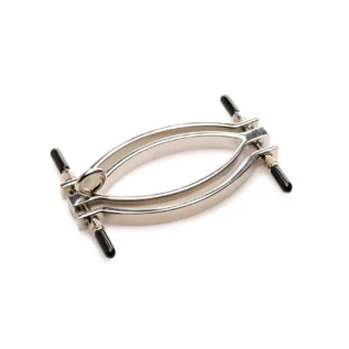Затискач для статевих губ Master Series: Pussy Tugger Adjustable Vagina Clamp with Chain 13 Затискач для статевих губ Master Series: Pussy Tugger Adjustable Vagina Clamp with Chain - Зображення 3