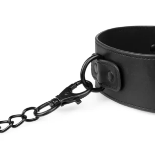 Нашийник з повідцем Bedroom Fantasies: Faux Leather Collar & Chain 14 Зображення Нашийник з повідцем Bedroom Fantasies: Faux Leather Collar & Chain