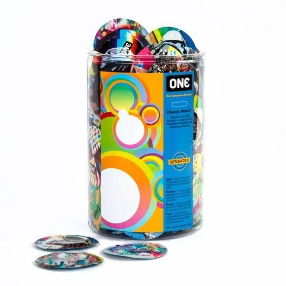 Набір презервативів ONE Classic Select - Artist Collection 100pcs 3 Набір презервативів ONE Classic Select - Artist Collection 100pcs