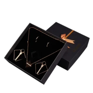 Затискачі для сосків з важкою підвіскою LOCKINK Nipple Clamps with Heavy Pendant - Golden 23 Затискачі для сосків з важкою підвіскою LOCKINK Nipple Clamps with Heavy Pendant - Golden - Зображення 11