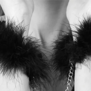 Зображення Пухнасті наручники Bijoux Indiscrets Za za zu - feahter handcuffs, пір'яні, подарункова упаковка