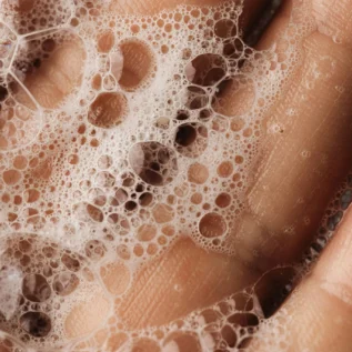 Піна для інтимної гігієни Bijoux Indiscrets Sex Au Naturel Prebiotic Intimate Wash Gentle Foam 150мл - Зображення 9