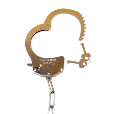 Зображення Наручники з пухнастим хутром Boss Series Furry Cuffs червоні